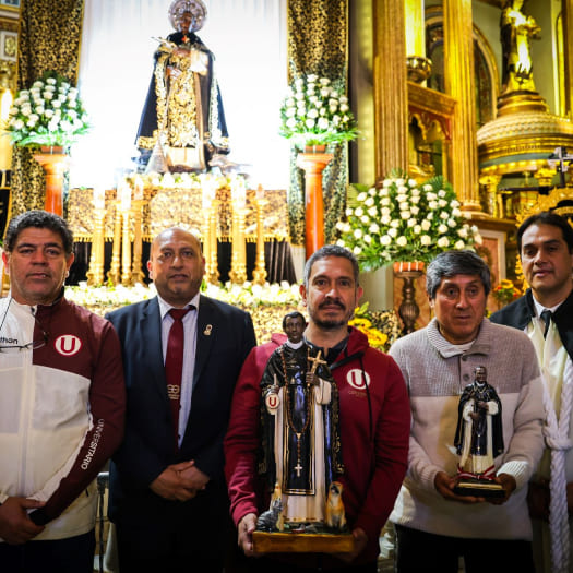 Universitario de Deportes es el único club representado en la bandera de San Martín de Porres